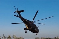 【動画】「長距離投射」「超低空侵入」の映像も...中国軍、ヘリでの「空中戦」能力を誇示する演習動画