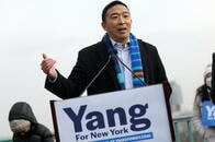 崩壊都市の再生をかけたNY市長選、「ベーシックインカム」か「ガーディアン・エンジェルス」か