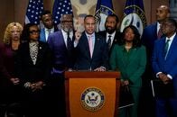 米下院民主トップ、中間選挙で多数派奪還を宣言　選挙区割り攻防に自信