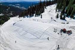 スキーシーズンは34日短縮…温暖化時代の切り札「雪農場」の衝撃