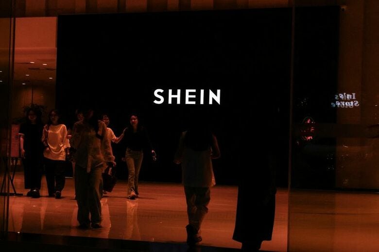 写真は「ＳＨＥＩＮ（シーイン）」のオフィスビル。2025年4月、中国広東省広州市で撮影。REUTERS/Tingshu Wang