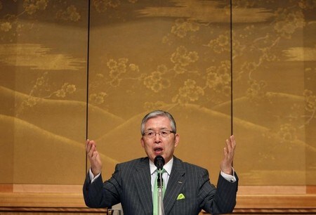 　２月１５日、日本電産は、６月２０日付で吉本浩之副社長が社長に就任すると発表した。永守重信会長兼社長は会長専任となる。写真は会見する永守重信会長兼社長。２０１０年８月、東京で撮影（2018年　ロイター／Yuriko Nakao）
