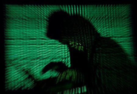 ２月８日、英外務省が年初に深刻なサイバーセキュリティー上の事件の標的になっていたことが、政府ウェブサイトに掲載された文書で明らかになった。写真は２０１７年５月撮影（２０２２年　ロイター／Kacper Pempel）