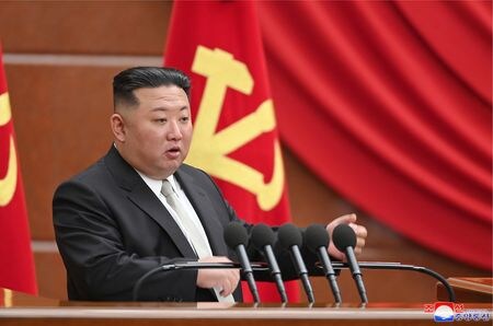 北朝鮮は、金正恩朝鮮労働党総書記を除く軍の序列１位の地位にあった朴正天氏を解任した。写真は１月１日、朝鮮中央通信が公開（２０２２年　朝鮮中央通信）
