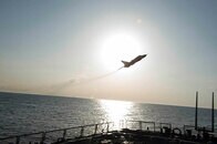 ロシア軍機、日本海上空で演習