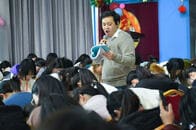 夢破れて31歳で日本を出た男が、中国でカリスマ教師になった：笈川幸司【世界が尊敬する日本人】