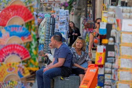 イタリア統計局（ＩＳＴＡＴ）が２日発表した２０２５年の財政赤字の国内総生産（ＧＤＰ）に対する比率は３．１％となった。写真はイタリアのパレルモで昨年５月撮影（２０２６年　ロイター/Igor Petyx）