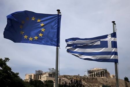 　６月４日、ギリシャの与党関係者は、債権団の求める改革案が受け入れられないものである場合や財政を破綻させかねないものである場合、総選挙に踏み切ると言明した。アテネで１日撮影（２０１５年　ロイター/Alkis Konstantinidis）