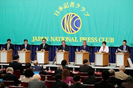 石破茂首相は１２日午後の党首討論で、政権発足２日目に日銀の金融政策に介入したと取られる発言したことについて、「期待を申し上げることはあるが、介入をすると取られることがないようによく考えていかなければならない」と語った。写真は１０月１２日、東京の日本記者クラブで撮影（２０２４年　代表撮影）