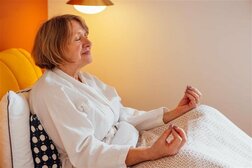 老化は食事で遅らせられる？鍵は「朝」と「寝る前」