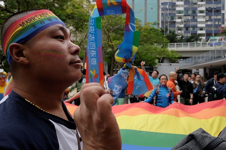 昨年11月に香港で実施されたLGBTの権利擁護を求めるプライドパレード　Bobby Yip-REUTERS
