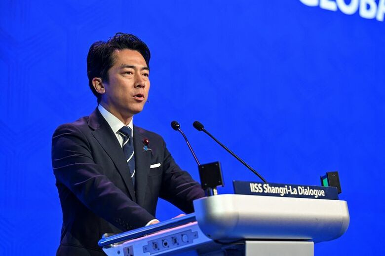 シャングリラ対話で演説する小泉進次郎防衛相。５月３１日、シンガポールで撮影（２０２６年/Caroline Chia）