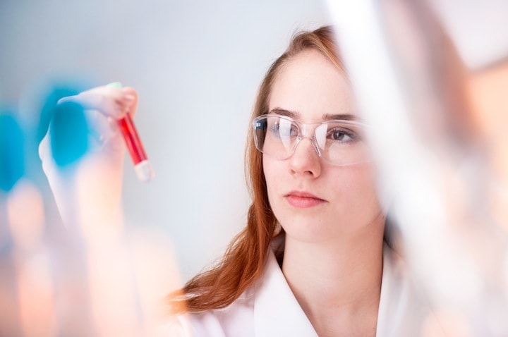 卵巣がんや肝がんなどの早期発見に期待 AzmanJaka-iStock