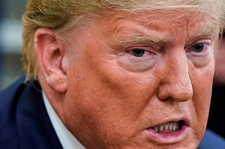 ロイター／イプソスが実施した世論調査で、議会下院がトランプ大統領に対する弾劾訴追決議案を可決したものの、トランプ氏は罷免されるべきと考えている米国民は半数に満たないことが明らかになった（2019年　ロイター/Joshua Roberts）