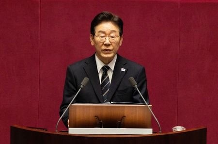 2026年4月2日、国会で予算案に関して演説する李大統領。関する演説を行った。REUTERS/Jeon Heon-Kyun