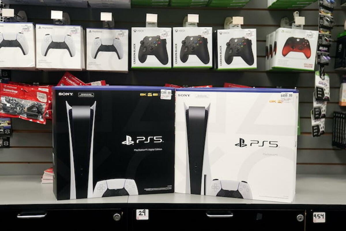 プレステ5がネット販売で「1秒後に売り切れ」、ゲーマーの怒りの 