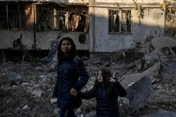 独仏英、ウクライナ協議にロシアの関与模索＝報道