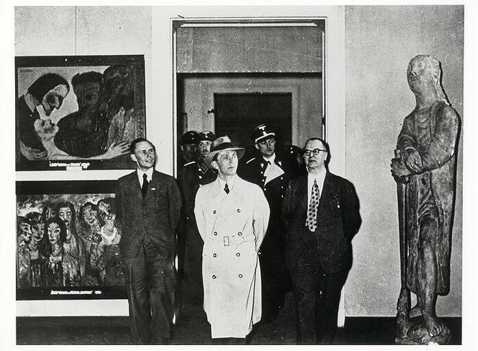 有名画家の伝説に疑問？ ナチスへの傾倒が明るみに出て、メルケル首相