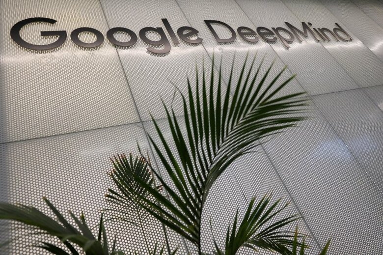 グーグル・ディープマインドのロゴ。２０２４年１０月、英ロンドンで撮影。REUTERS/Toby Melville