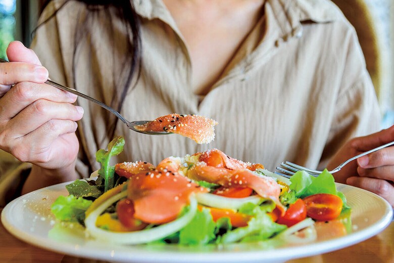 タンパク質は動物性と植物性をバランスよく取ろう　TORJRTRX/SHUTTERSTOCK