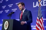 原油先物3％超安、米・イラン協議進展で供給懸念後退
