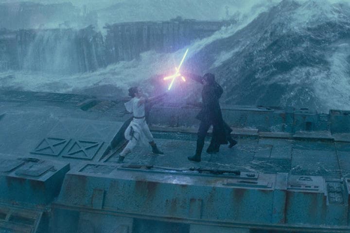 完結編『スカイウォーカーの夜明け』で、レイが何者かが明かされる　&copy;2019 ILM AND LUCASFILM LTD. ALL RIGHTS RESERVED/IMAGE.NET