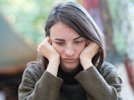 子供のうつ病、目を向ける「表情」が手がかりに　新研究