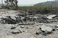 【動画】カメラの前で取材中の戦場ジャーナリスト、ミサイル直撃を「ぎりぎりで回避」した瞬間の映像