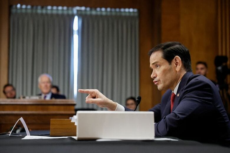 ６月２日、米上院外交委員会の公聴会で国務省の２０２７年度予算要求について証言するルビオ米国務長官　REUTERS/Kylie Cooper