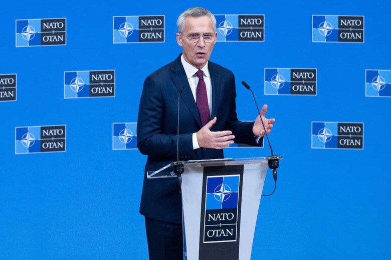 「この戦争は弾薬の戦いになっている」と言ったNATOのストルテンベルグ事務総長（2024年　ロイター）