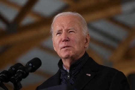 　１１月３日、バイデン米大統領は３日、中南米・カリブ海諸国とカナダの首脳らとホワイトハウスで会談し、西半球のサプライチェーン（供給網）強化を表明した。ミネソタ州ノースフィールドで１日撮影（２０２３年　ロイター/Leah Millis）