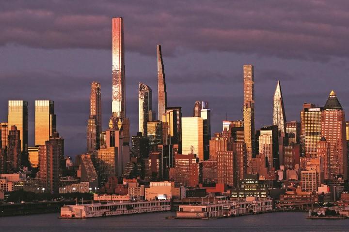 セントラルパーク周辺の「ビリオネアズ・ロウ」にロシアマネーが流れ込む　GARY HERSHORN/GETTY IMAGES