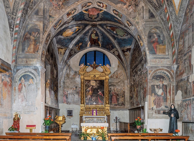 芥川の「蜘蛛の糸」にもキリスト教と通ずる考え方が（イタリア北部ビエンノの教会）　BLUEREDｰREDAｰUNIVERSAL IMAGES GROUP/GETTY IMAGES