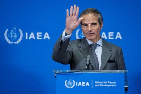 2026年3月2日、記者会見するIAEAのラファエル・グロッシ氏。REUTERS/Lisa Leutner