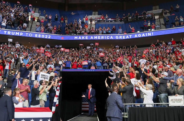 20日にタルサで開催されたトランプのラリー会場では空席が目立った　Leah Millis-REUTERS