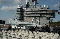 原子力空母がいる風景