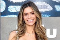 人気セレブの「問題ビデオ」拡散を受け、出演する米リアリティ番組「バチェロレッテ」が配信停止に