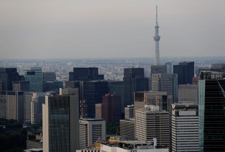 　8月１５日、内閣府が発表した４─６月期国民所得統計１次速報によると、実質国内総生産（ＧＤＰ）は前期比０．８％増加で２四半期ぶりのプラス成長となった。都内で２０２１年６月撮影（２０２４年　ロイター/Kim Kyung-Hoon）