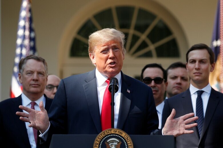 １０月１日、トランプ米大統領は中国との通商問題を巡る協議は「時期尚早」と考えていると述べた（２０１８年　ロイター/KEVIN LAMARQUE）