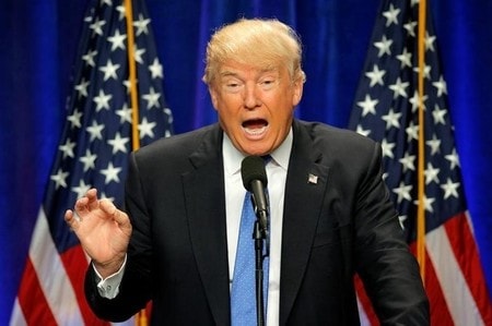 　６月１３日、米大統領選で共和党の候補指名を確実にしたドナルド・トランプ氏は、フロリダ州で起きた銃乱射事件を受け、大統領に選出された場合には「テロの歴史がある」国からの移民の受け入れを停止する方針を示した。写真は米ニューハンプシャー州マンチェスターで撮影（２０１６年　ロイター/Brian Snyder）