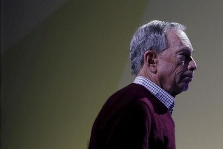 　３月７日、ブルームバーグ前ニューヨーク市長は、１１月の米大統領選には出馬しないと表明した。パリで昨年１２月に開催されたＣＯＰ２１で撮影（２０１６年　ロイター／Stephane Mahe）