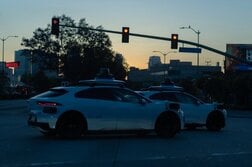 米ウェイモ、ロボタクシー3800台リコール　冠水道路への進入で
