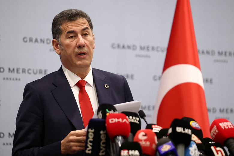 エルドアン支持を表明したオアン（5月22日）　Cagla Gurdogan-REUTERS