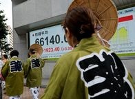 日経平均は小反発、米アルファベット決算を消化　投資増額で「ツルハシ」に恩恵