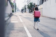 増加する「子どもを外注」する親たち...ネオ・ネグレクトとは何か？ 多い地域はどこか？
