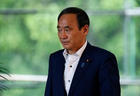 　５月１５日、菅義偉官房長官は午前の会見で、１４日朝に発射された北朝鮮の弾道ミサイルについて、新型の弾道ミサイルであった可能性が考えられる、との認識を示した。写真は都内で１４日撮影（２０１７年　ロイター／Toru Hanai）