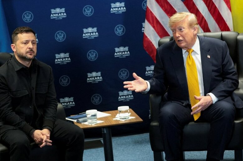 写真は7月にトルコのアンカラで会談するトランプ米大統領とウクライナのゼレンスキー大統領。REUTERS/Jonathan Ernst