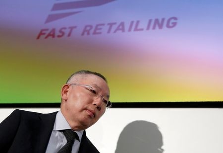 　２月９日、ファーストリテイリングの柳井正会長兼社長（写真）の同社株保有比率が１８．２０％に低下したことが、９日提出の報告書で分かった。写真は都内で２０１６年４月撮影（２０２４　ロイター／Yuya Shinoi）