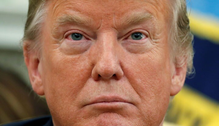 最近になってトランプは自ら「弾劾」という言葉を口にし始めた　Kevin Lamarque-REUTERS