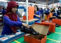 アメフトの元スター選手を広告に起用したナイキ、人権と愛国の落とし穴にはまる